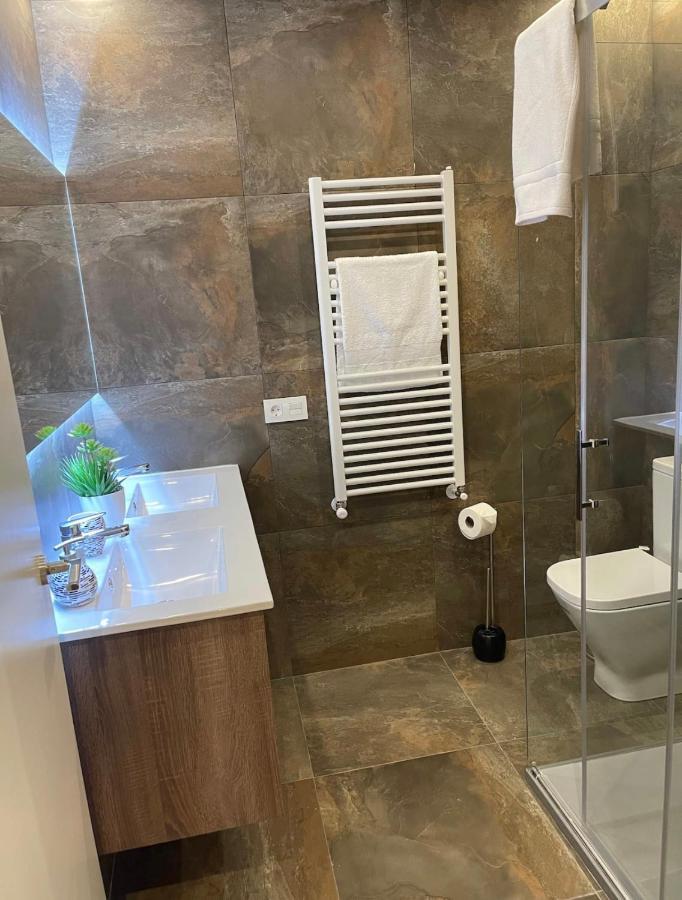 Homestay Piscina: Privado Con Sofá Cama *